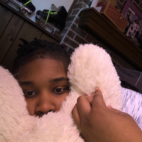 Meet your Posher, Courtney - Picture 1 of 1